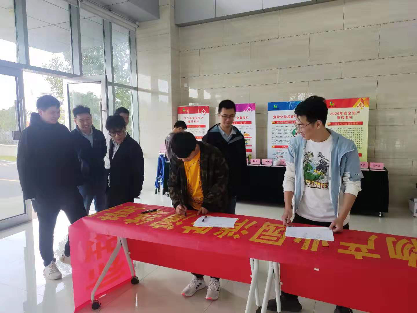 圖片1.png